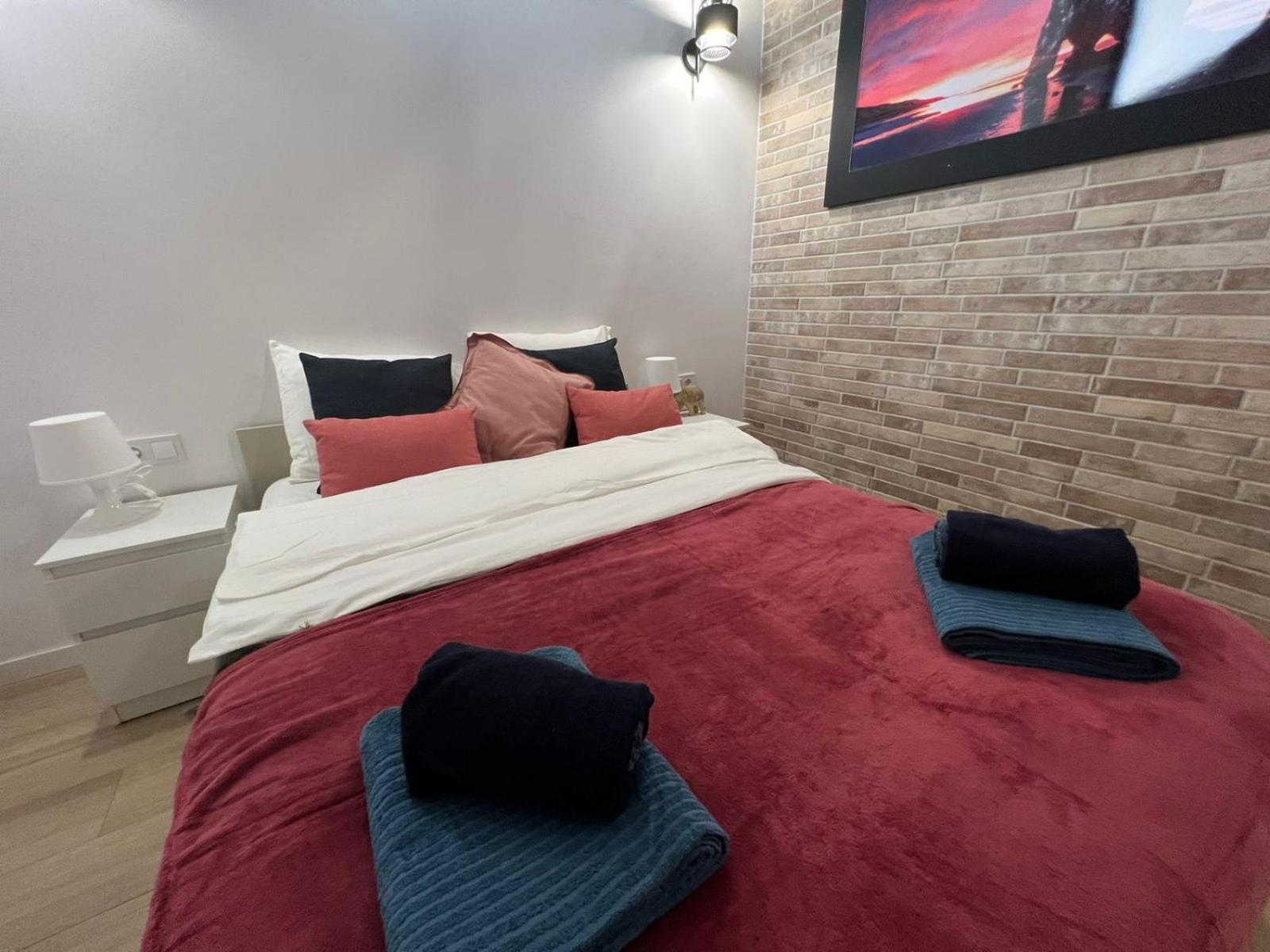 الشقق الفندقية فالنسيافي  Melia Y Fuster 23C المظهر الخارجي الصورة