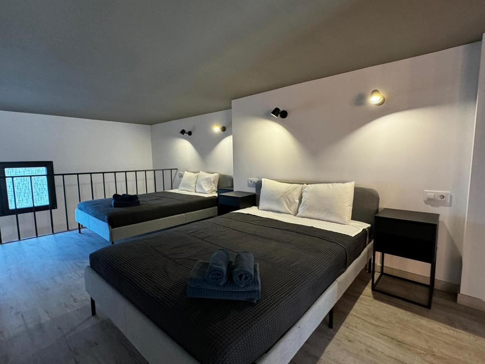 الشقق الفندقية فالنسيافي  Melia Y Fuster 23C المظهر الخارجي الصورة