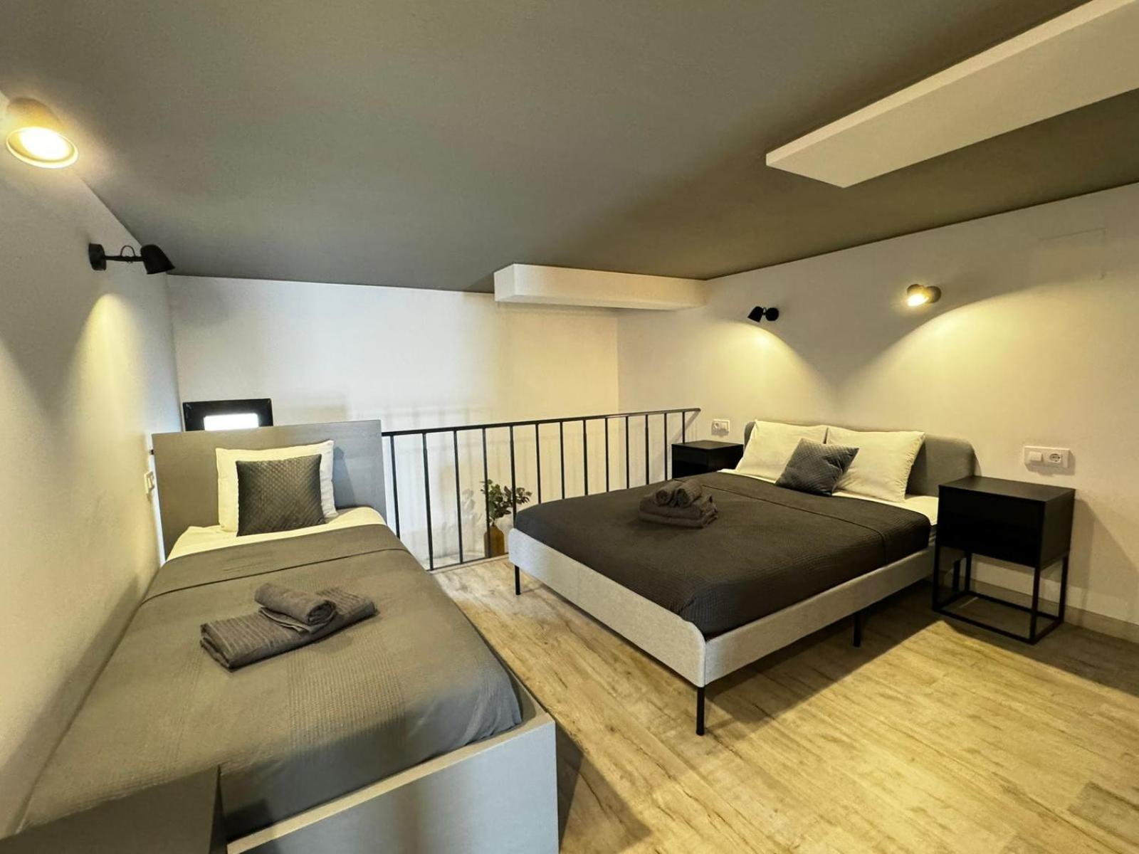 الشقق الفندقية فالنسيافي  Melia Y Fuster 23C المظهر الخارجي الصورة