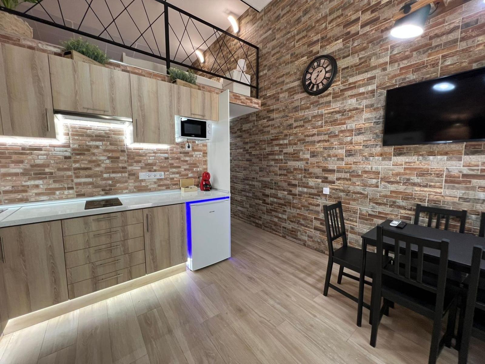 الشقق الفندقية فالنسيافي  Melia Y Fuster 23C المظهر الخارجي الصورة